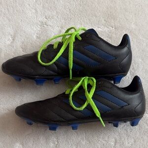 adidas Kids Black & Blue Soccer Cleats with Neon Green Laces size 4